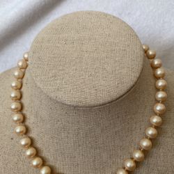 Vintage Choker Pearls Necklace 