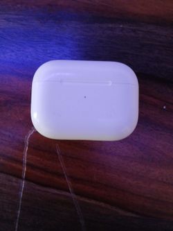 Apple AirPods Charging Case