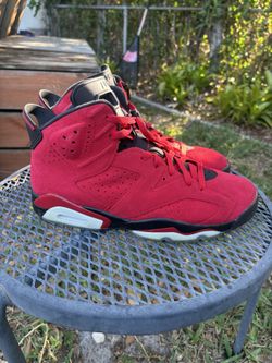 Size 12 men’s Jordan 6 “toro bravo”