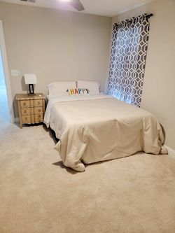 Queen Bedroom Set Complete