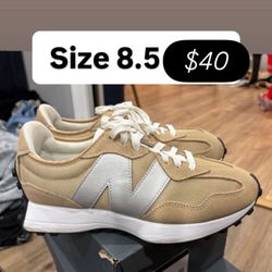 Men’s New Balance Size 8.5