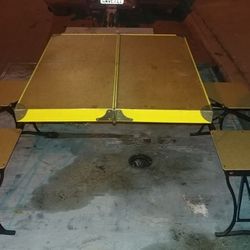 1947 vintage foldable camping table