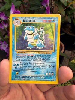 Pokemon Cards/Singles - Blastoise Base Set Unlimited