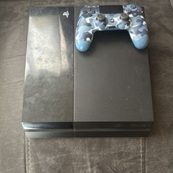 PlayStation 4 Console With Blue CAMO PS4 Controller 