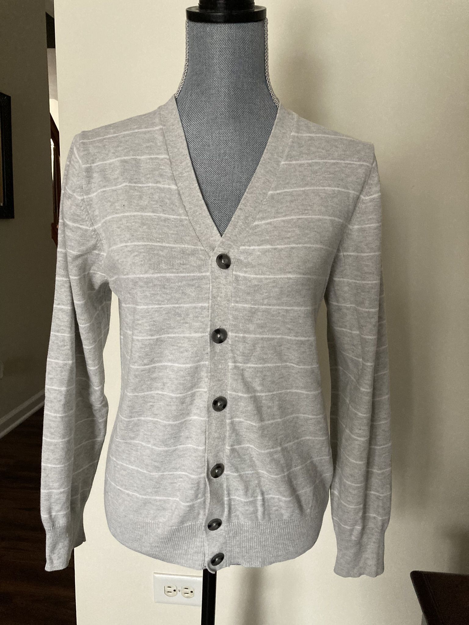 Ladies cardigan like new