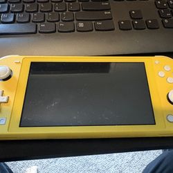 Nintendo Switch Light