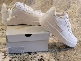 Nike air forces size 7