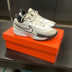 Air Zoom G.T. Cut Academy Men Size 7