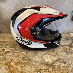 Arai XD4 Motorcycle helmet dual sport