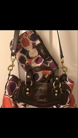 Coach purse/wristlet