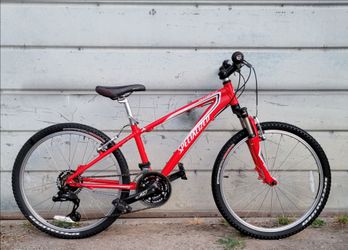 SPECIALIZED HOTROCK BIKE