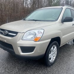 2009 Kia Shortage Lx. AWD