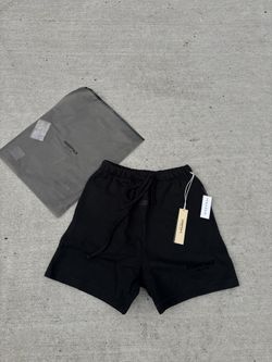ESSENTIALS SHORTS BLACK SIZE SMALL