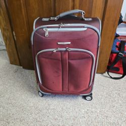 Olympia Carry-on Spinner Travel Bag