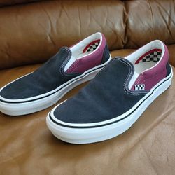 VVNDS Women's /Men's Vans Off The Wall Maroon Black White SIZE 8.5 WOMEN or 7.5 MEN or 7.5Y