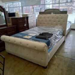 Queen Sleigh Bed