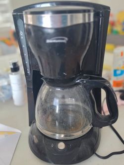 Brentwood Drip Coffee Maker with Glass Carafe