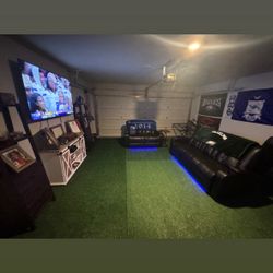 Reclining Sofa an Love Seat For Man Cave Or Gaming Room