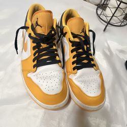 Air Jordan 1 Low 