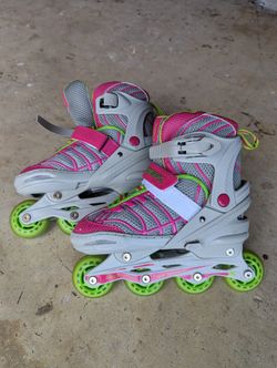 DBX Girls Rollerblades