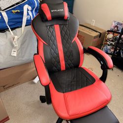 Gaming chair 