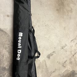 Photo backdrop mount dog