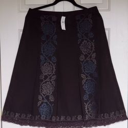 Ladies Ann Taylor Loft Lace Skirt