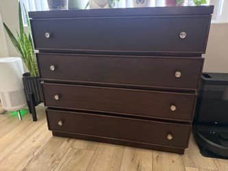 Brown dresser