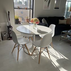 White Kitchen Table 