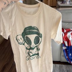 Alien Graphic Tee Shirt 