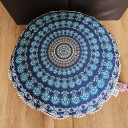 Yoga/meditation pillow