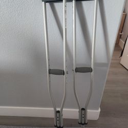 Crutches 