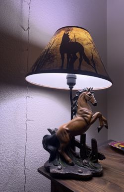 Stallion Lamp