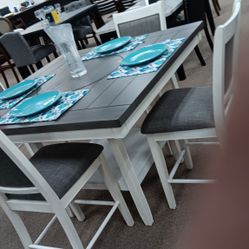 Counter Height Tablet Set