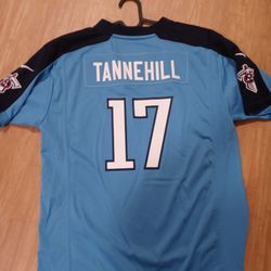 Nike Youth XL Football Jersey Tennessee Titans  Tannehill #17 Official NFL