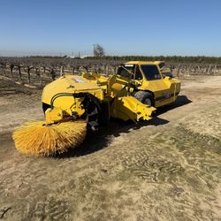 2017 Exact 1155 Almond Sweeper