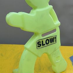Children slow sign 