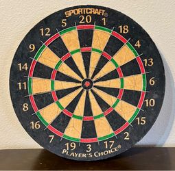 REGULATION BRISTLE DART BOARD & STEEL TIP DARTS