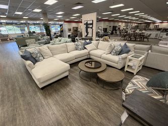 Sofamaster High Point Showroom 4 Piece Sectional - Cream | L-Shaped Couch | Corner Couch