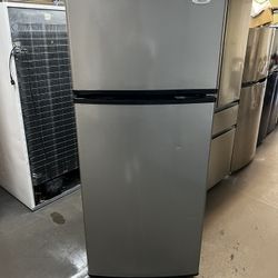 Whirlpool Apartment Size Gray Top Freezer Refrigerator 