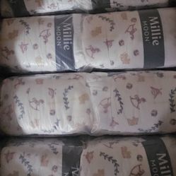 Small Size New Born Diapers/Pampers 