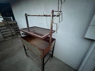 BBQ PITS