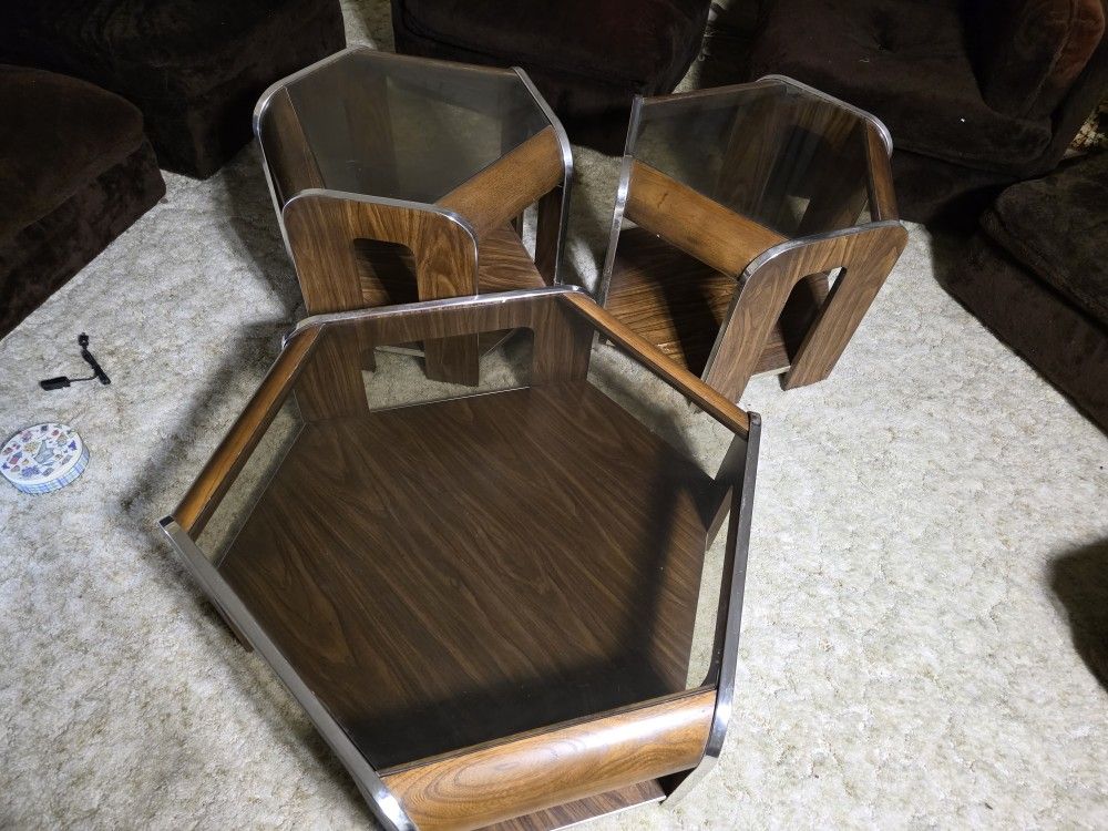Coffee Table 2 End Tables
