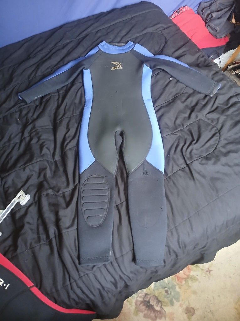 Mens Medium Wetsuit 