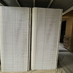 FOLDABLE WHITE CHAIRS Commercial Grade
