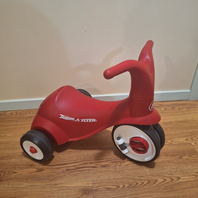 Radio Flyer Scoot 2 Pedal