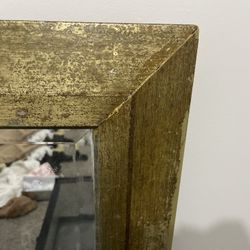 gold mirror 