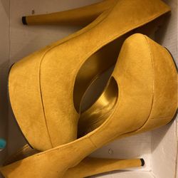 Brand New Mustard Stilletos