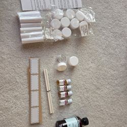 Brand New Lorann Oils Premium Lip Balm Kit, 12 Gloss pots, 12 Lip Balm Tubes, Price OBO