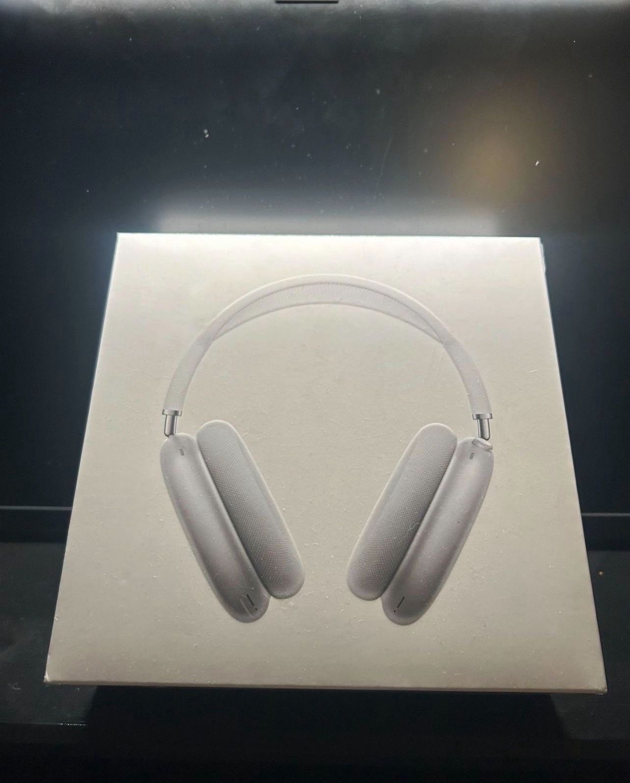 AirPods Max Pro
